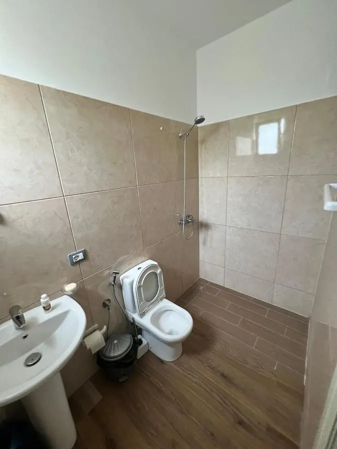 Rooms For Rent Habipi Wlora Pensjonat